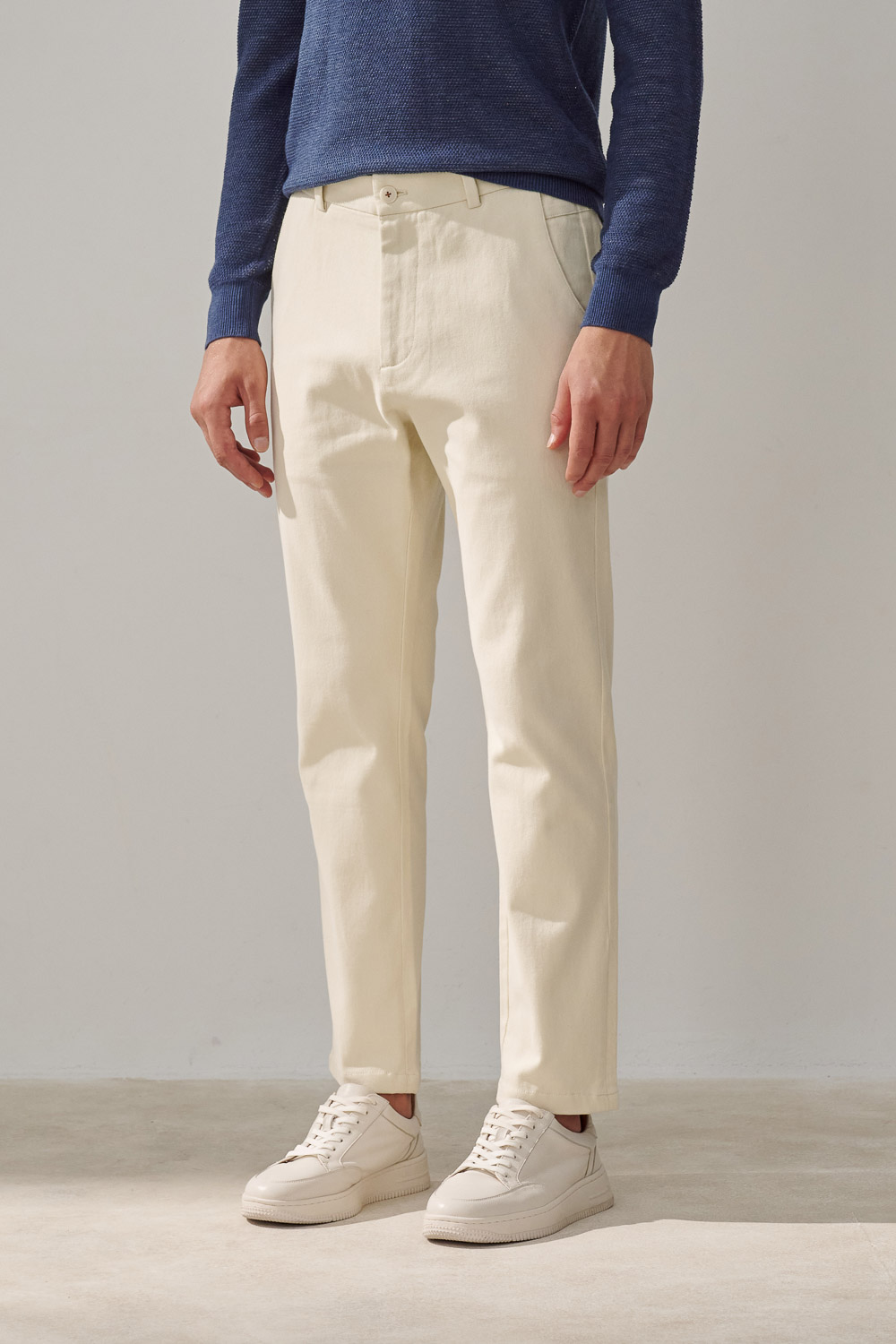 SST&C Cream White Straight Fit Twill Casual Trousers | 1212310007  (Outlet)_1