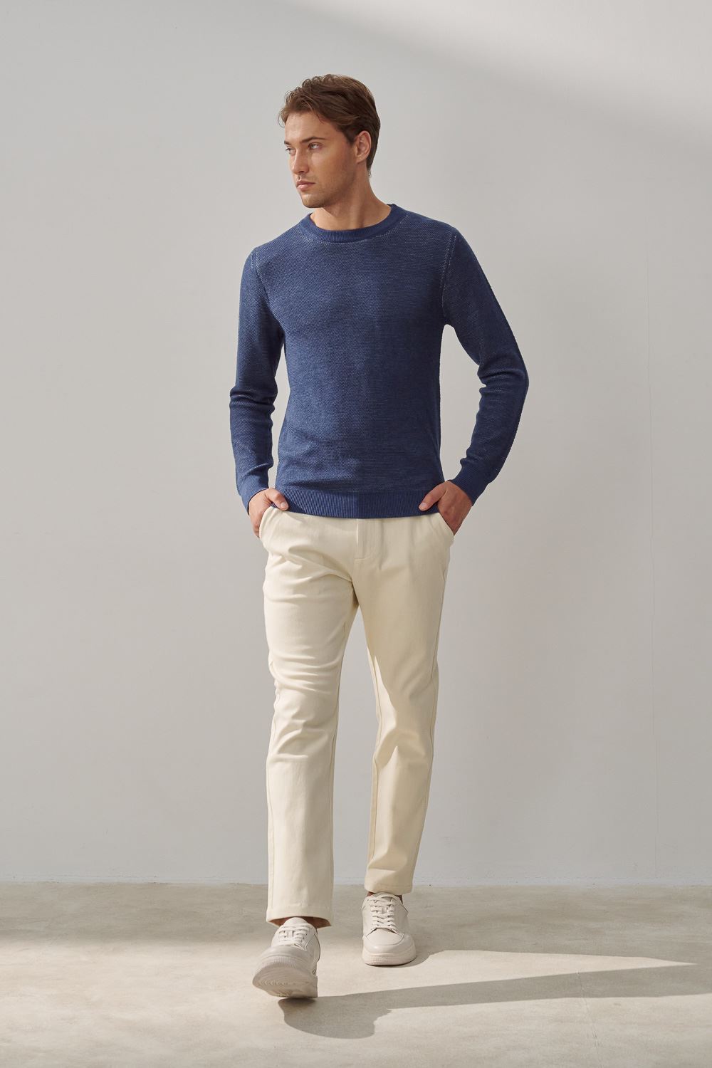 SST&C Cream White Straight Fit Twill Casual Trousers | 1212310007  (Outlet)_2