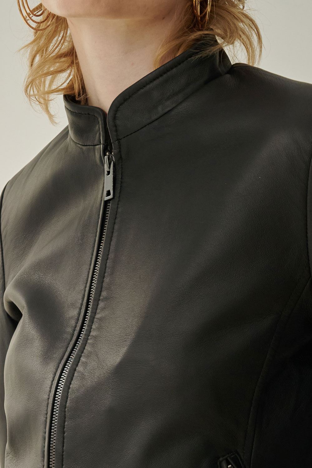 SST&C Stand Collar Slim Fit Short Sheepskin Leather Jacket | 8862310001  (Outlet)_4