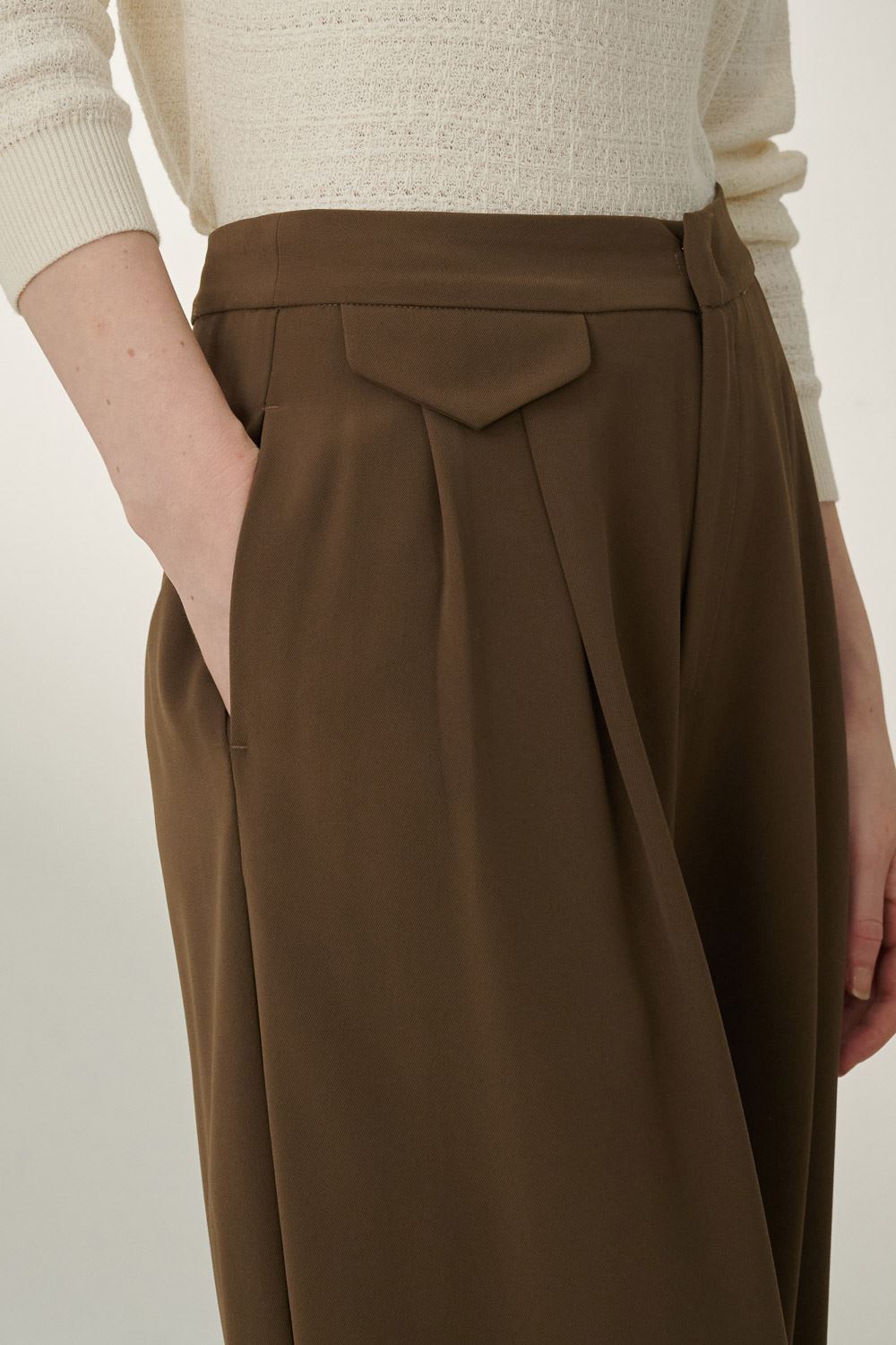 SST&C #Online Exclusive  Gray Coffee Mid-Rise Pleated Wide Trousers | 8262310003  (Outlet)_5