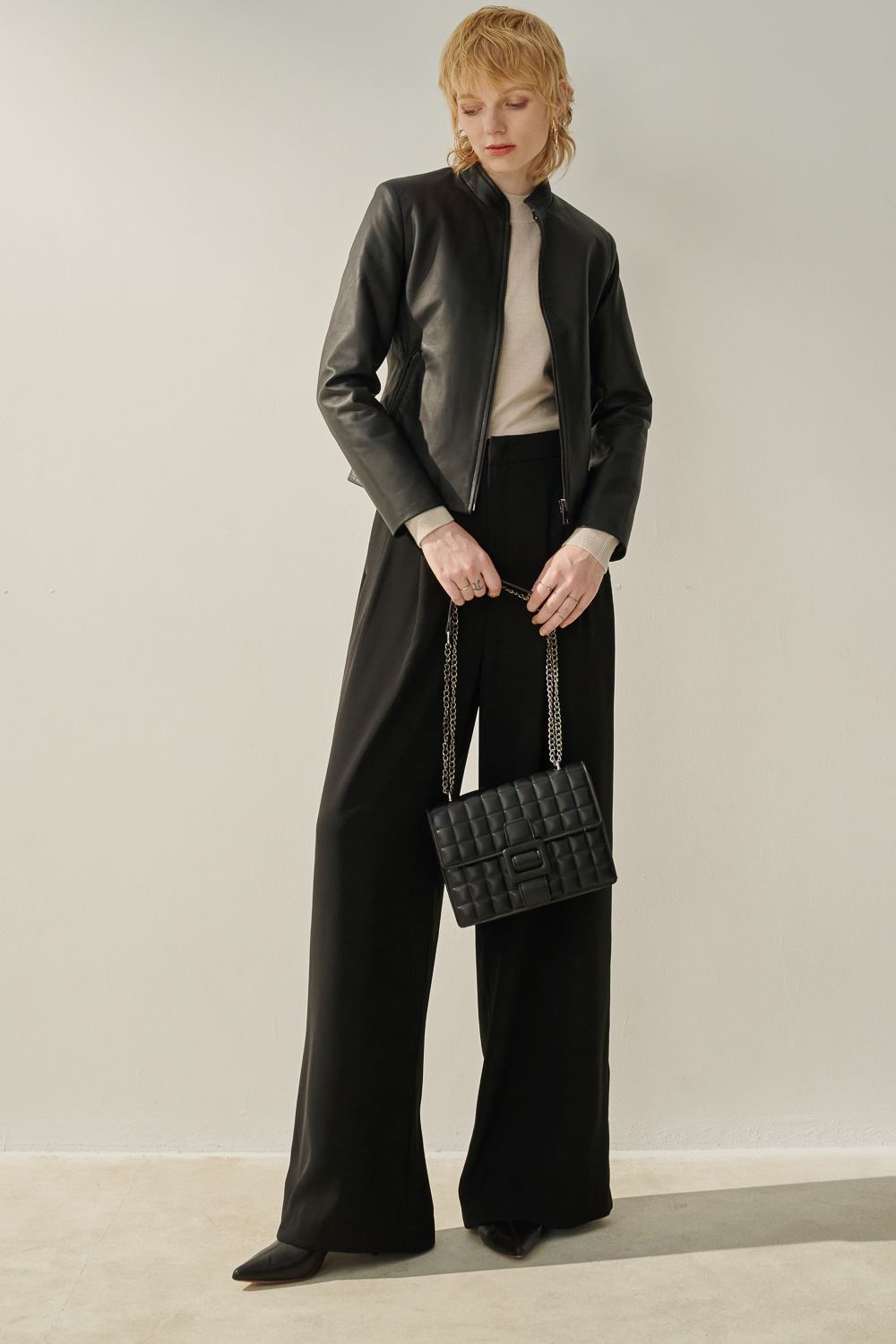 SST&C #Online Exclusive  Black Mid-Rise Pleated Wide Trousers | 8262310004  (Outlet)_0