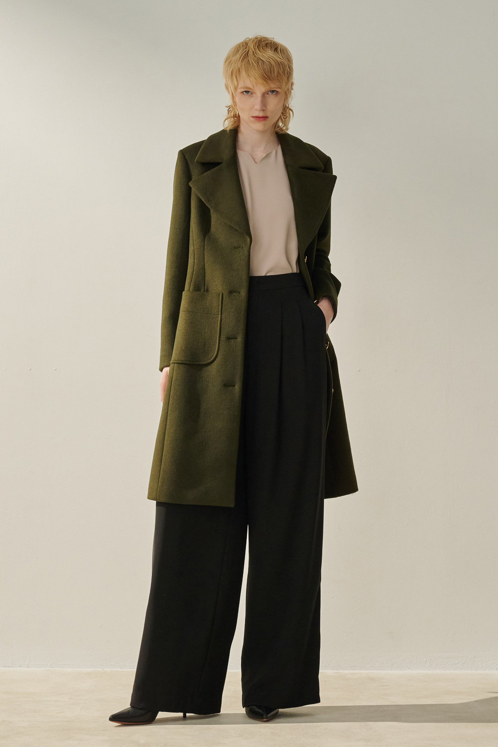 SST&C #Online Exclusive  Black Mid-Rise Pleated Wide Trousers | 8262310004  (Outlet)_4