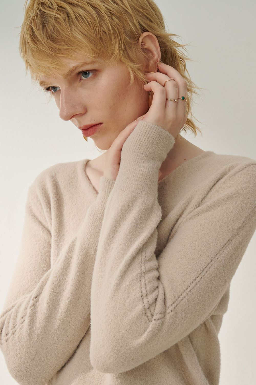 SST&C Brown Gray V-Neck Plush Sweater | 8662310002  (Outlet)_1