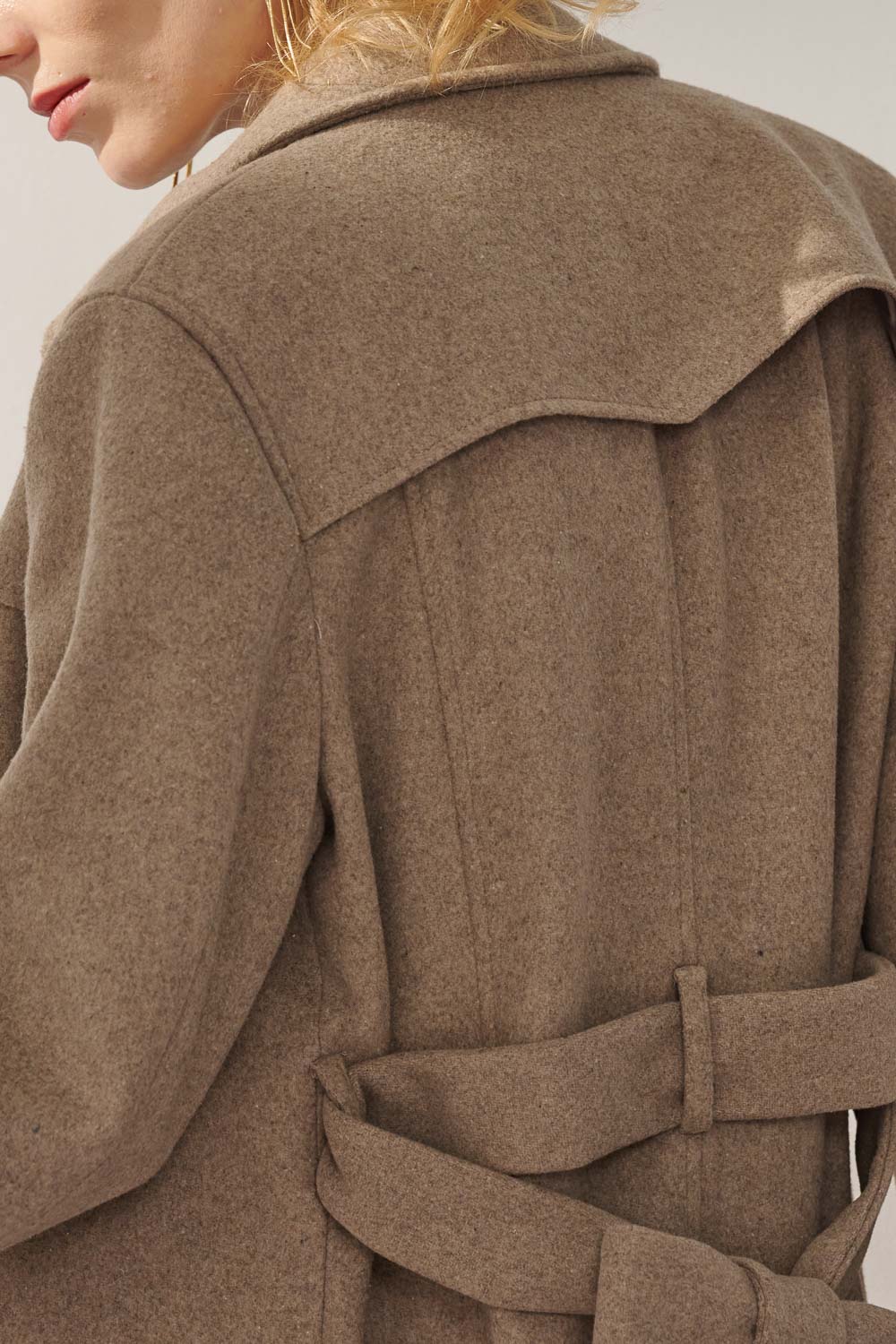 SST&C Wool Coat With Light Khaki Lapels and Straps | 8962310007  (Outlet)_6