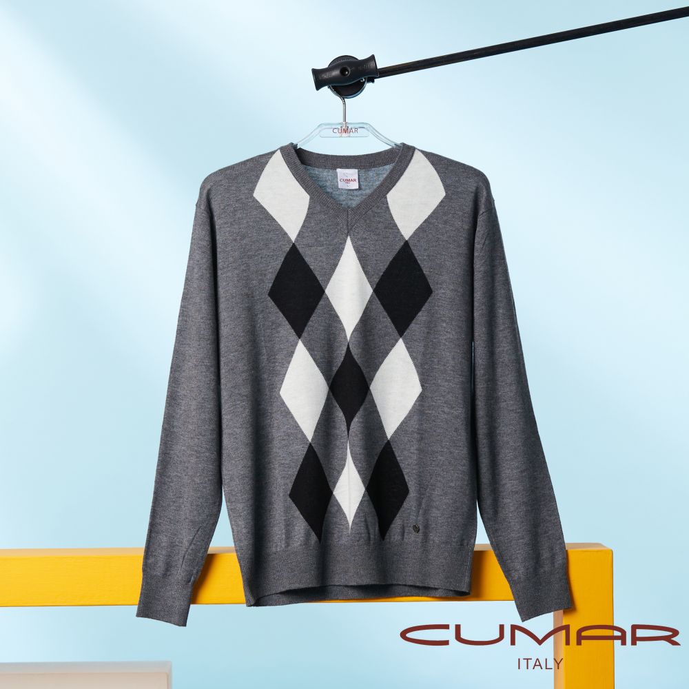 CUMAR 男裝長袖V領緹花羊毛毛衣 / 239602