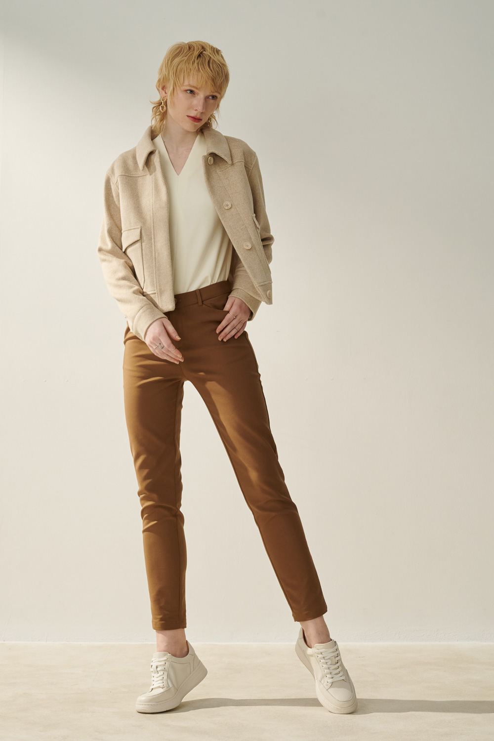 SST&C Copper Low-Rise Skinny Elastic Slim-Fit Trousers | 8262311001  (Outlet)_2