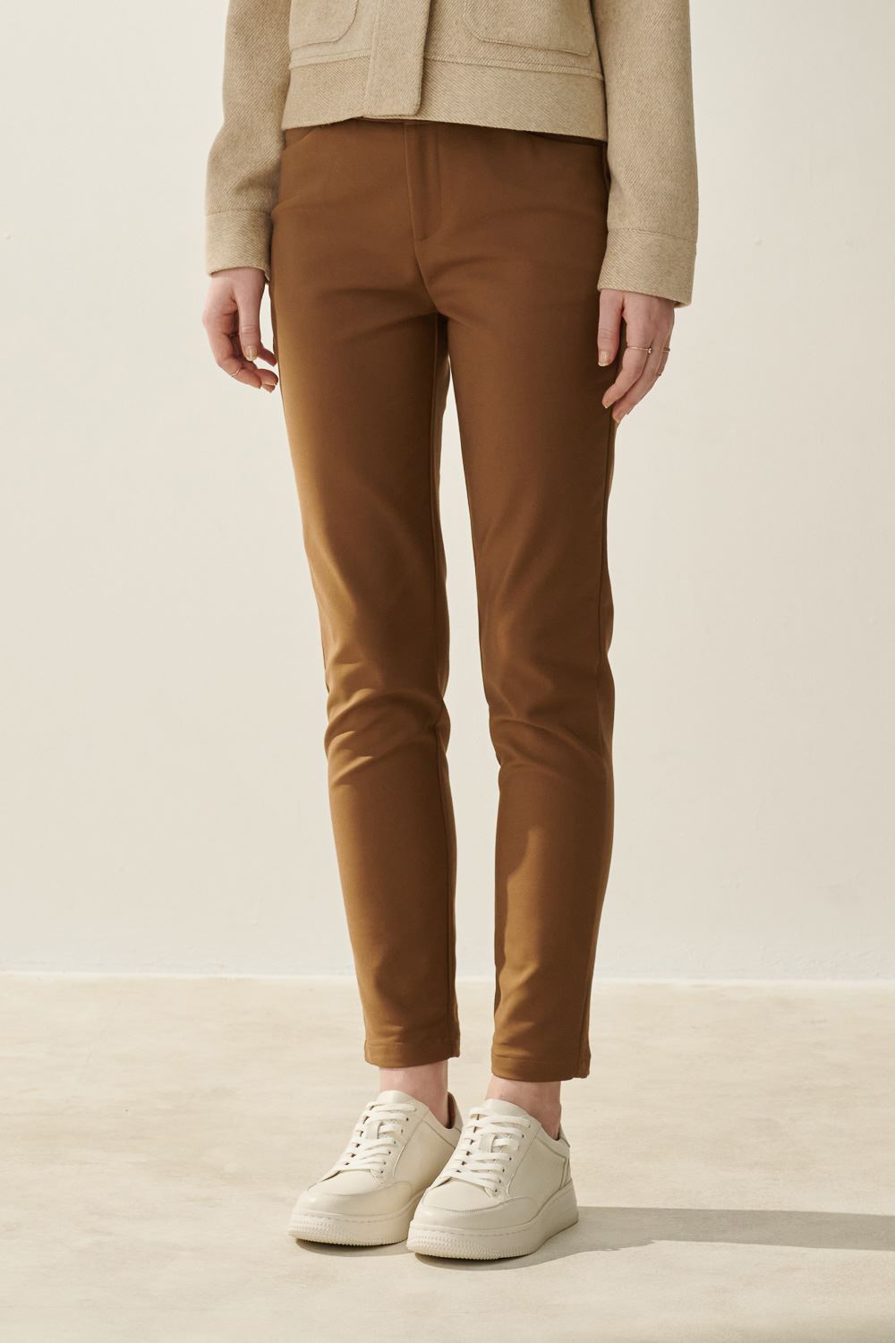 SST&C Copper Low-Rise Skinny Elastic Slim-Fit Trousers | 8262311001  (Outlet)_5