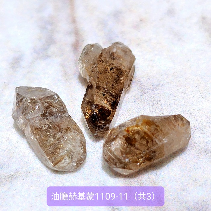 油膽赫基蒙1109-11（共3）~巴基斯坦 ~晶型特徵：權杖、雙尖、骸骨、扁平~象徵豐盛的油膽，能量強、促進顯化_5