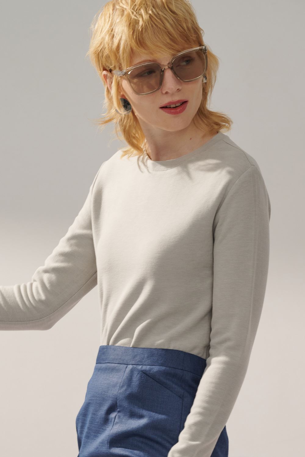 SST&C Light Gray Round Neck Long Sleeve T-Shirt | 8762311001  (Outlet)_4