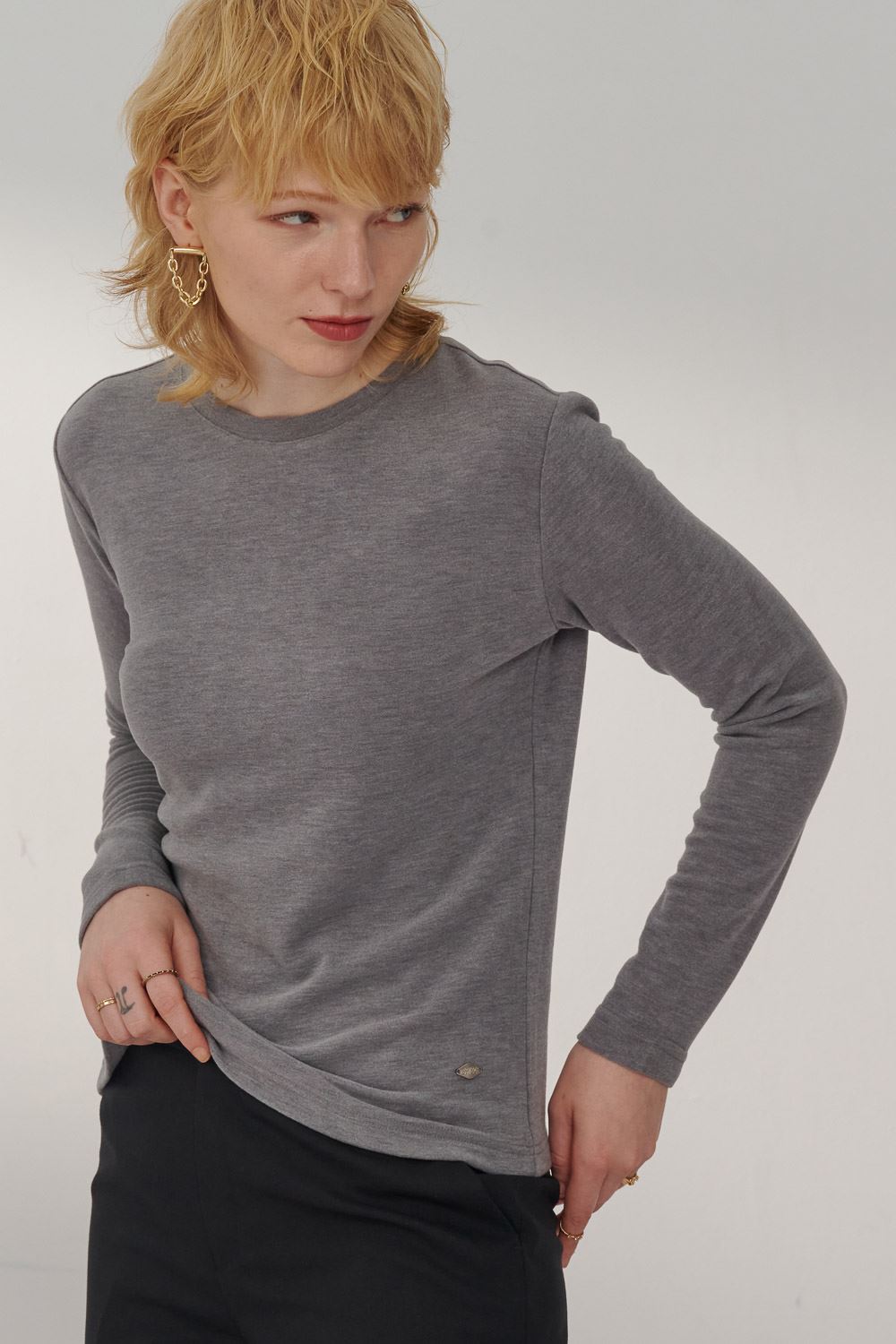 SST&C Dark Gray Round Neck Long Sleeve T-Shirt | 8762311002  (Outlet)_1