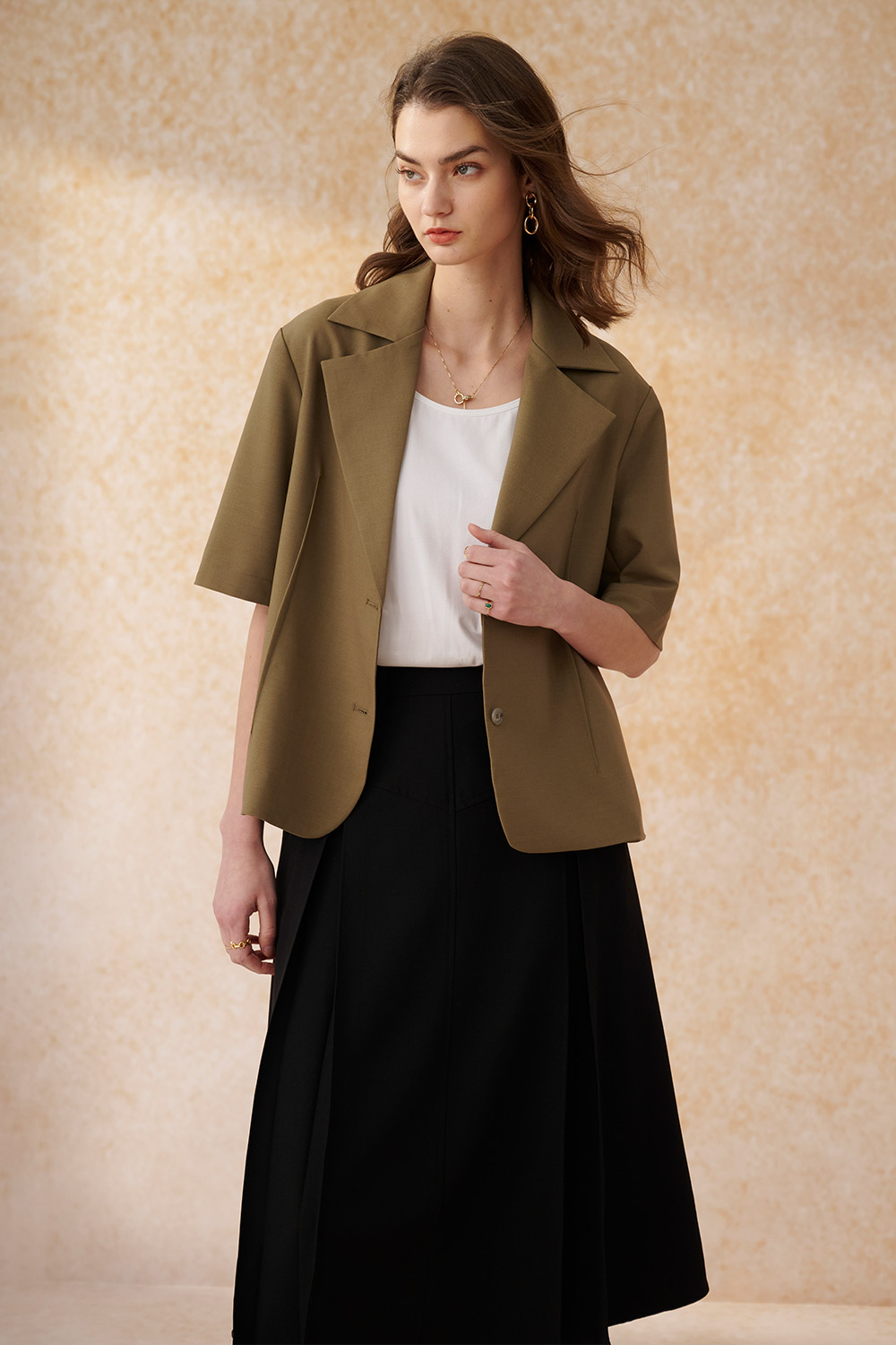 SST&C Black Textured Pleated Long Skirt | 8362402002  (Outlet)_5