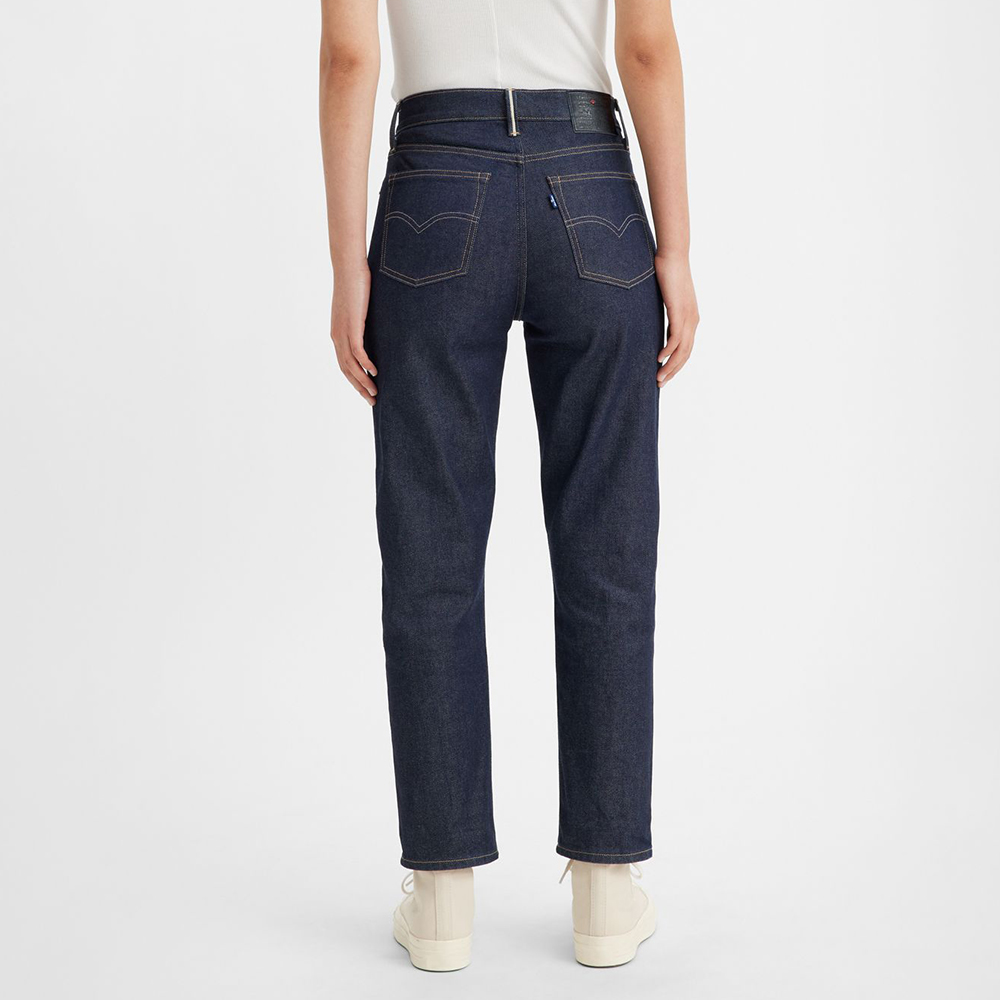Levi’s® BLUETAB™ 女款 高腰BOYFRIEND男友褲 / 及踝款 / 彈性布料 / 原色 / MOJ日本布料 人氣新品