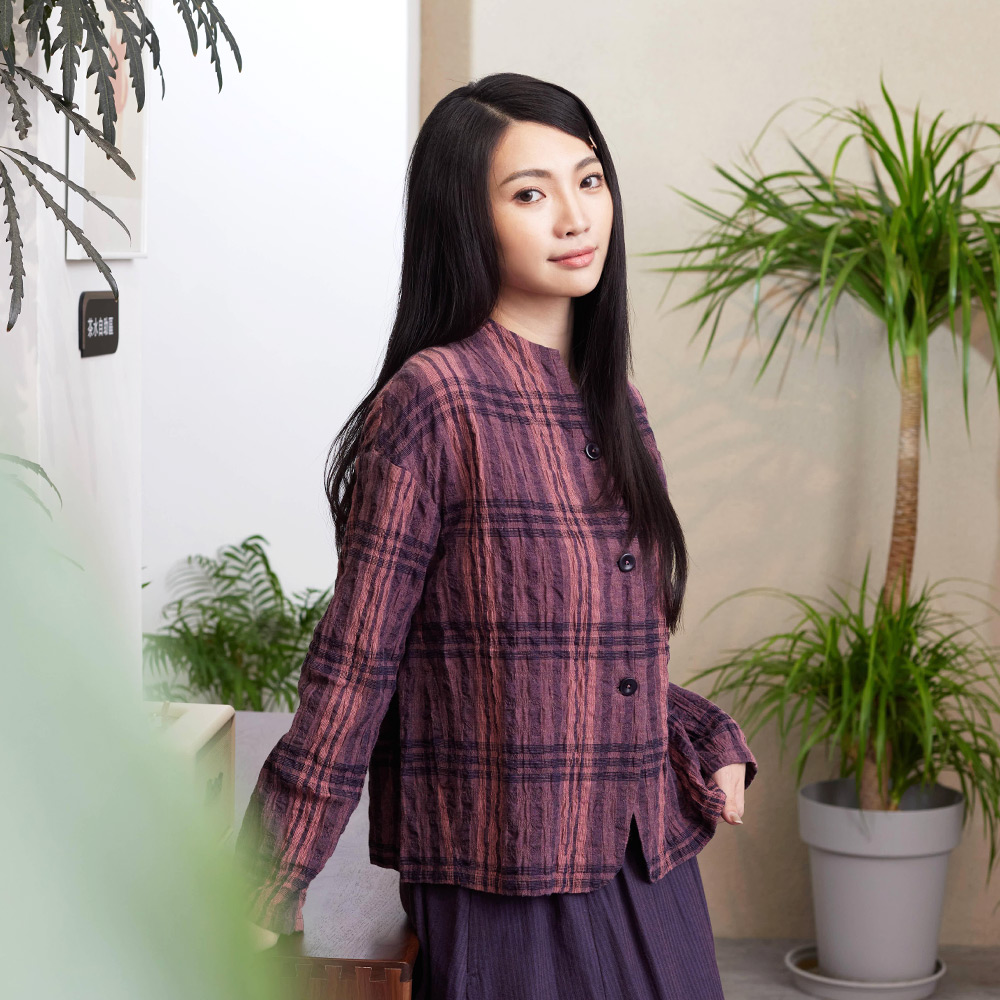 INDIGO棉麻彩格短版外套