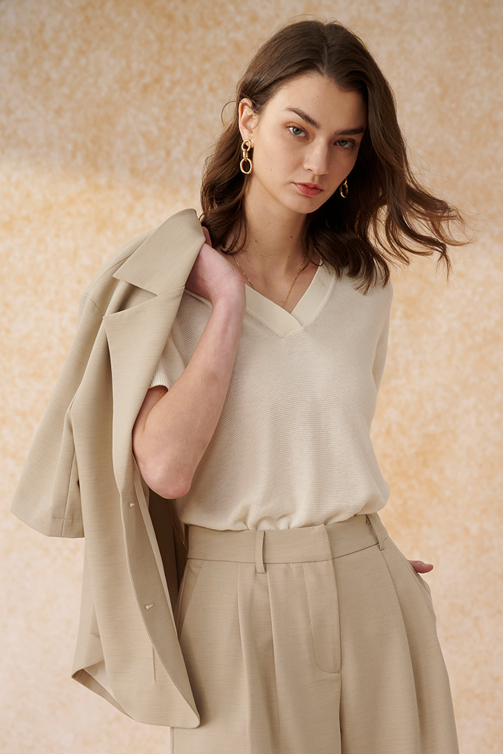 SST&C White V-Neck Short-Sleeved Sweater | 8662403001  (Outlet)_0
