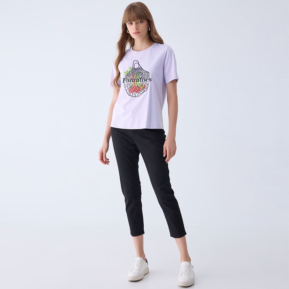 ILEY伊蕾 番茄刺繡圖樣休閒上衣(紫色；M-XL)1242591205_0