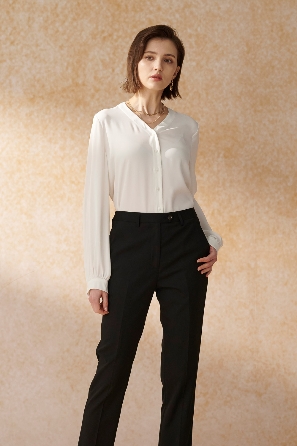 SST&C White V-Neck Silk Top | 7662404005  (Outlet)_2