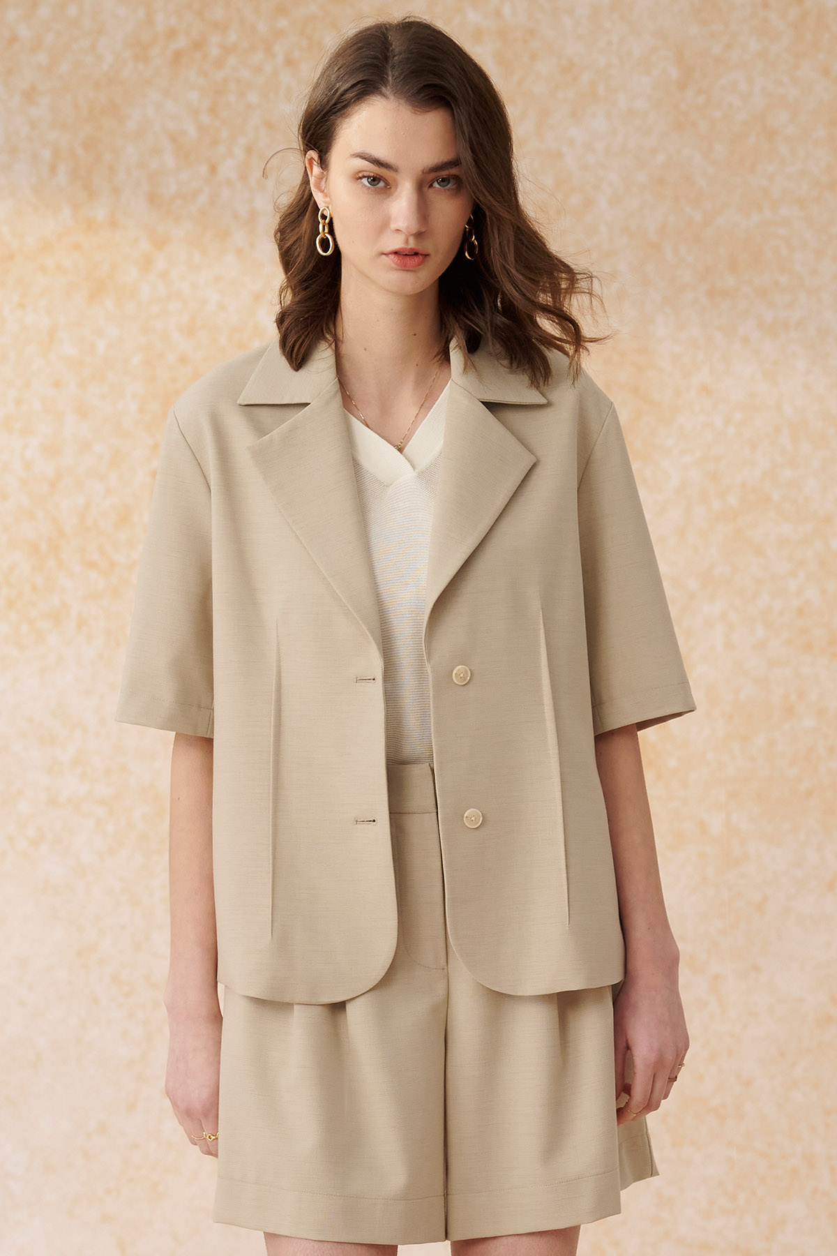 SST&C Beige Lapel Style Short-Sleeved Jacket | 8162404001  (Outlet)_0