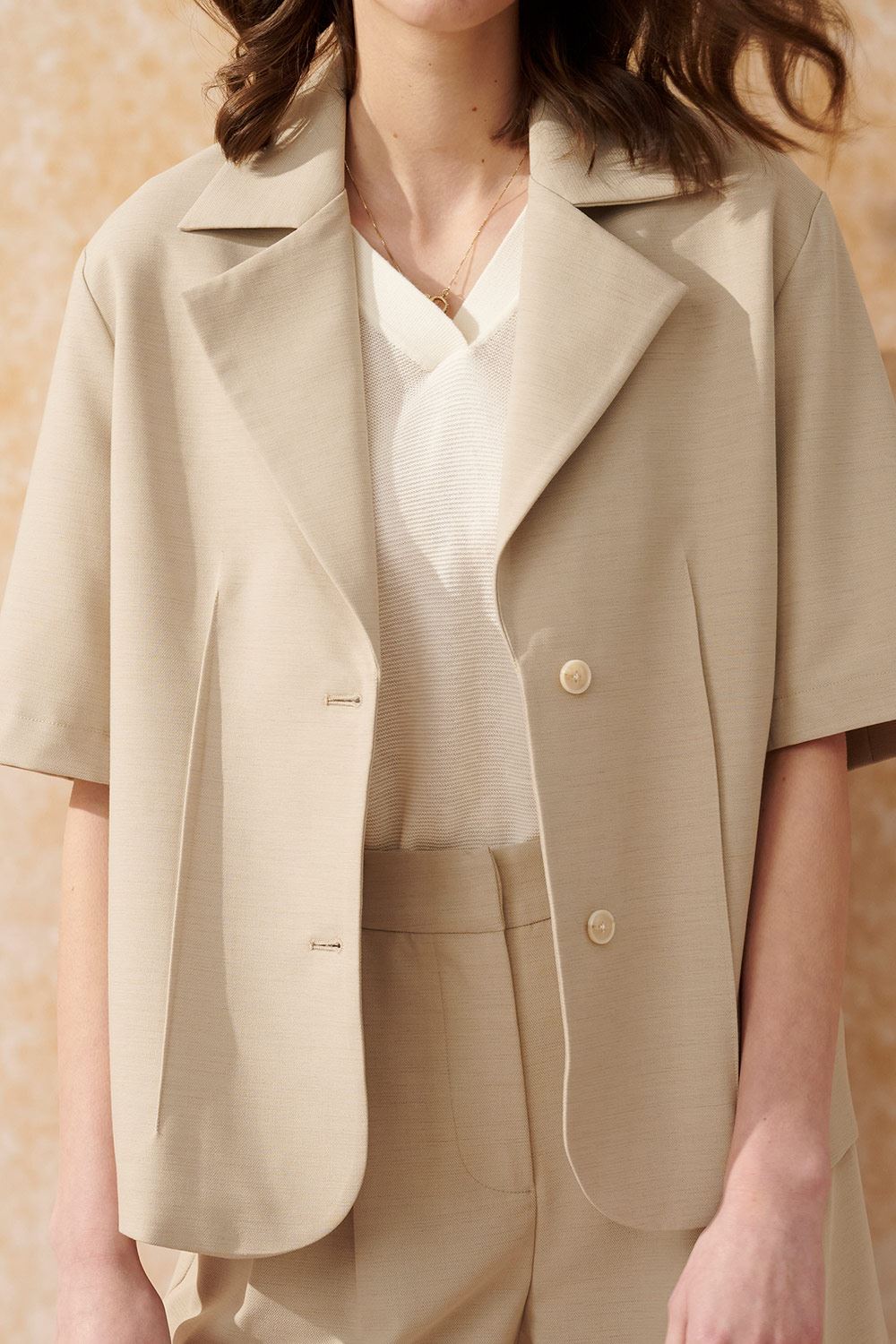 SST&C Beige Lapel Style Short-Sleeved Jacket | 8162404001  (Outlet)_5