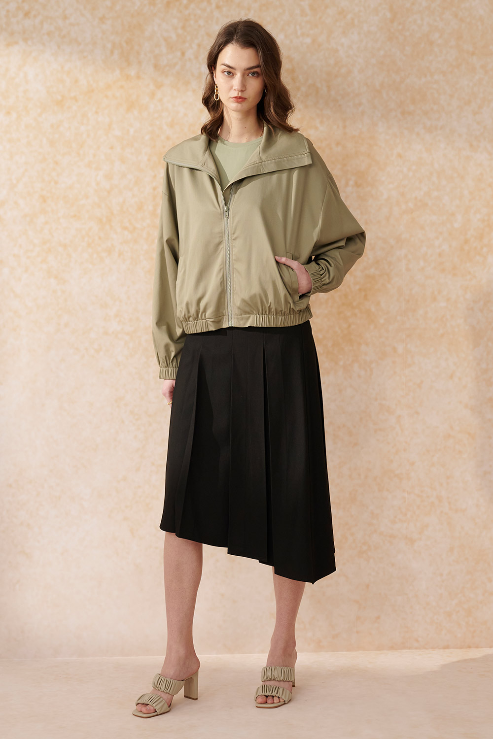 SST&C Olive Green Large Lapel Short Coat | 8162404004  (Outlet)_3
