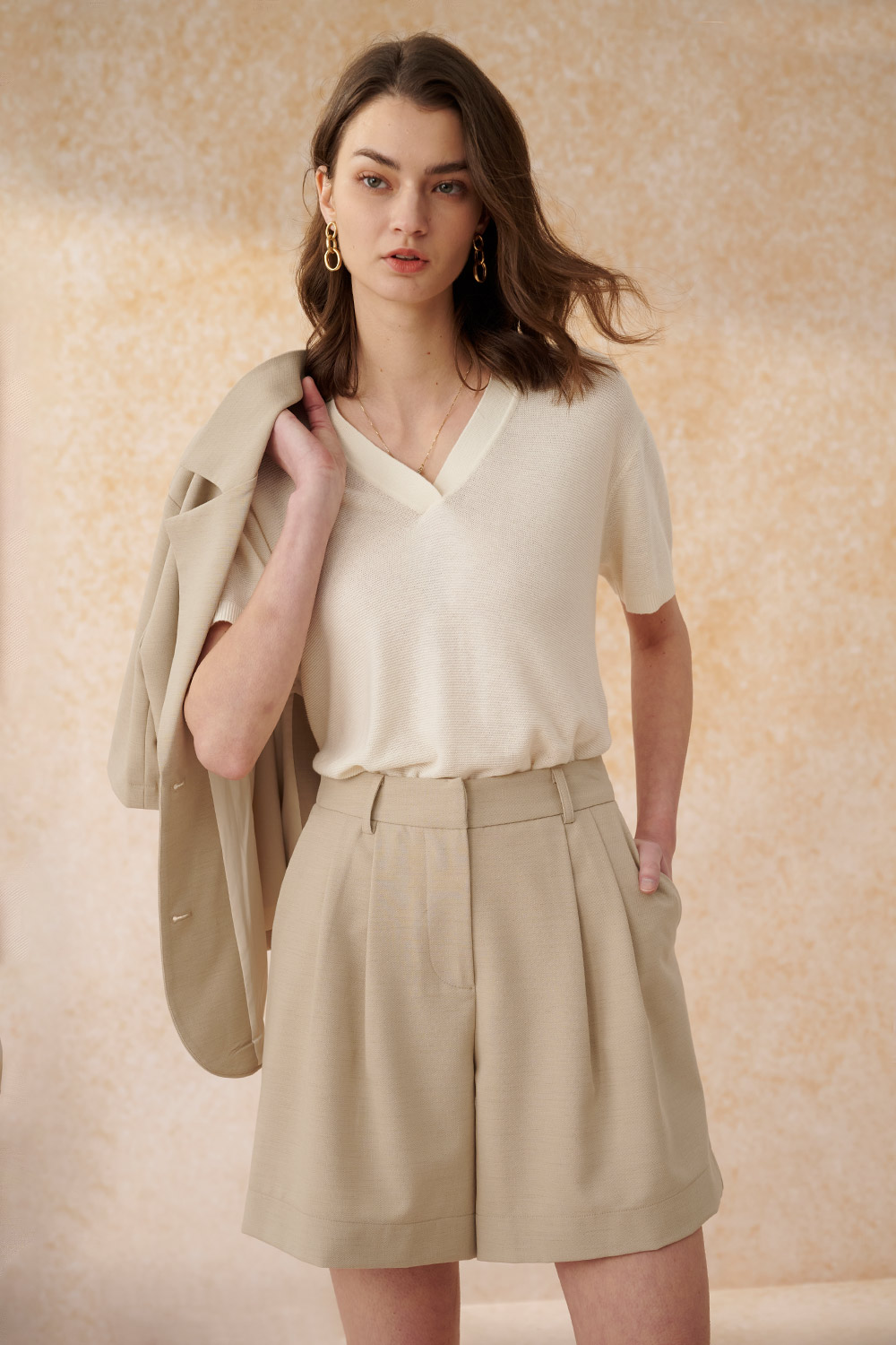 SST&C Beige Pleated Shorts | 8262404001  (Outlet)_1