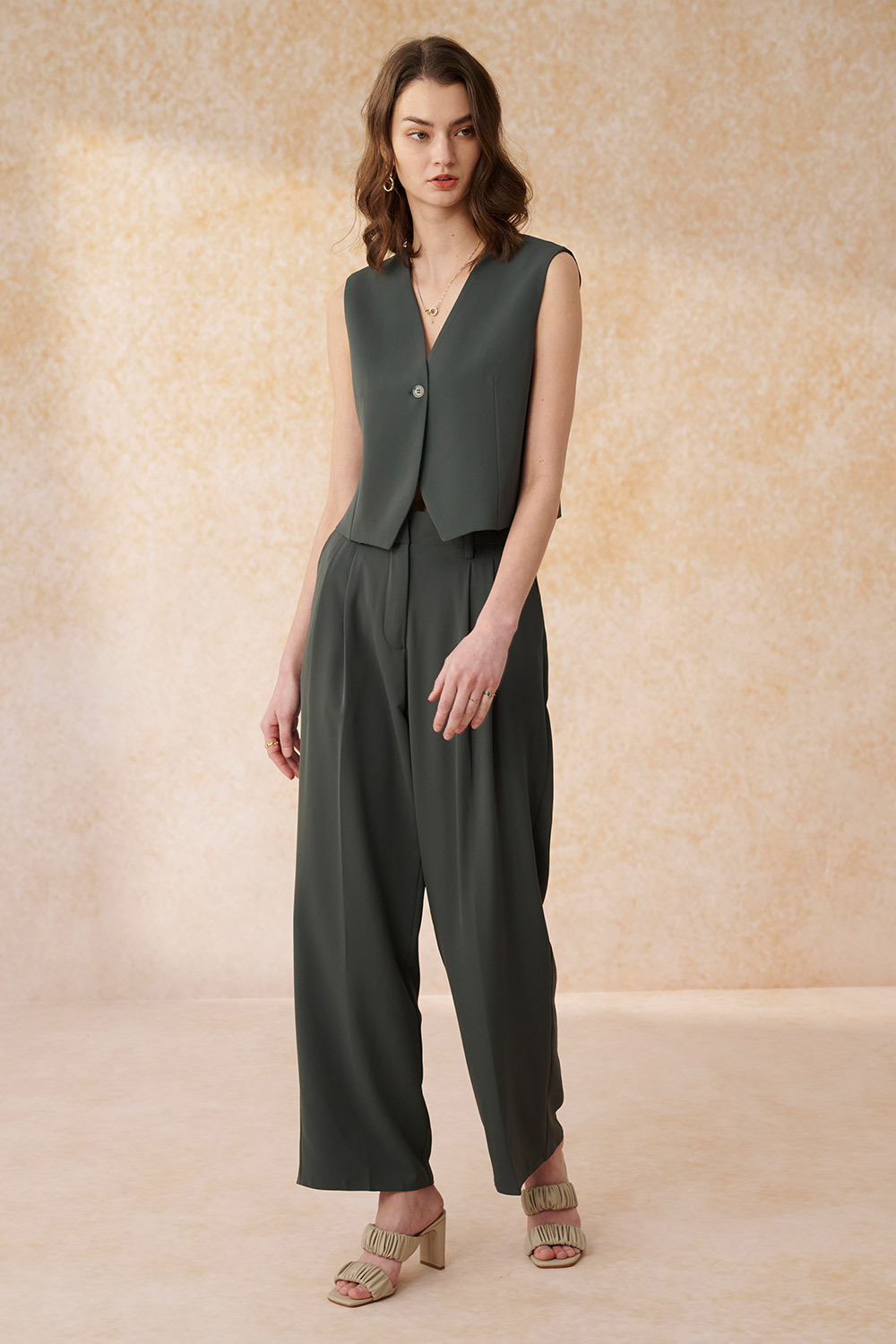 SST&C Dark Slate Gray Pleated Wide Trousers | 8262404004  (Outlet)_3