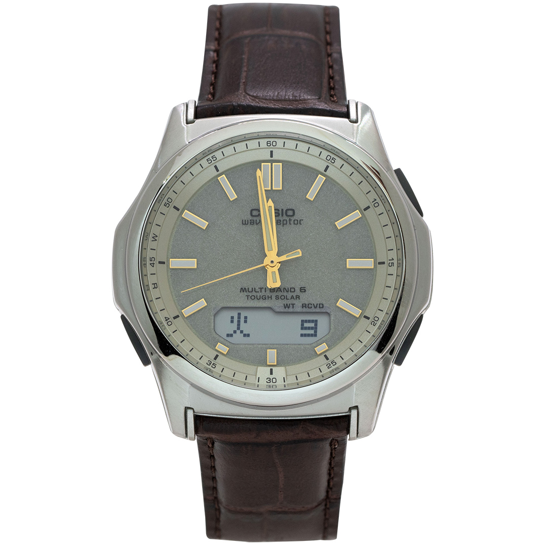 【高CP值 日本限定電波】CASIO 卡西歐 WVA-M630L-9A 紳士之選太陽能雙顯電波鱷魚紋皮革腕錶/咖x銀框 WVA-M630L-9AJF 世界六局電波對時 日期顯示 夜光指針 日限電波 手錶 原廠保固 熱賣中!_1