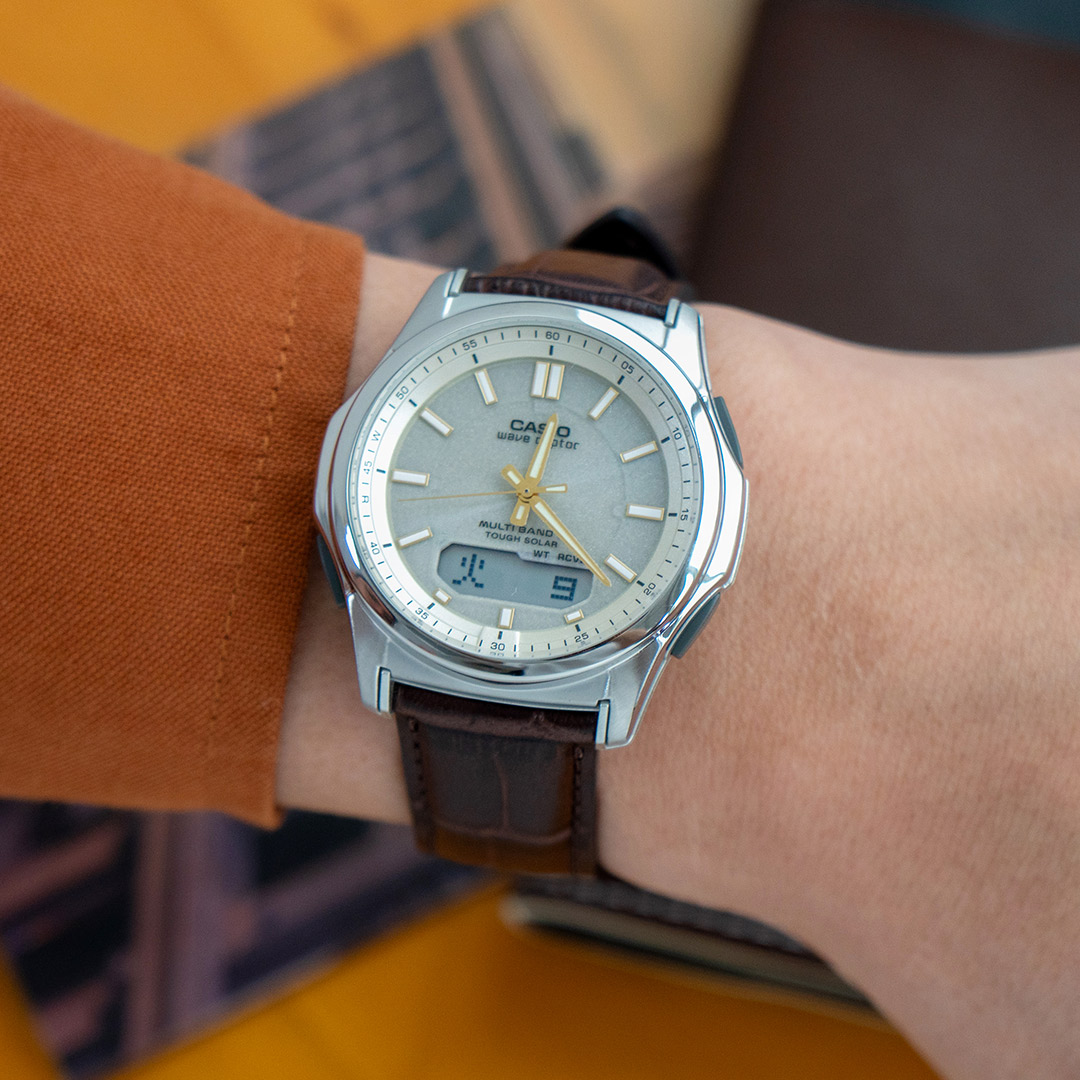 【高CP值 日本限定電波】CASIO 卡西歐 WVA-M630L-9A 紳士之選太陽能雙顯電波鱷魚紋皮革腕錶/咖x銀框 WVA-M630L-9AJF 世界六局電波對時 日期顯示 夜光指針 日限電波 手錶 原廠保固 熱賣中!_6