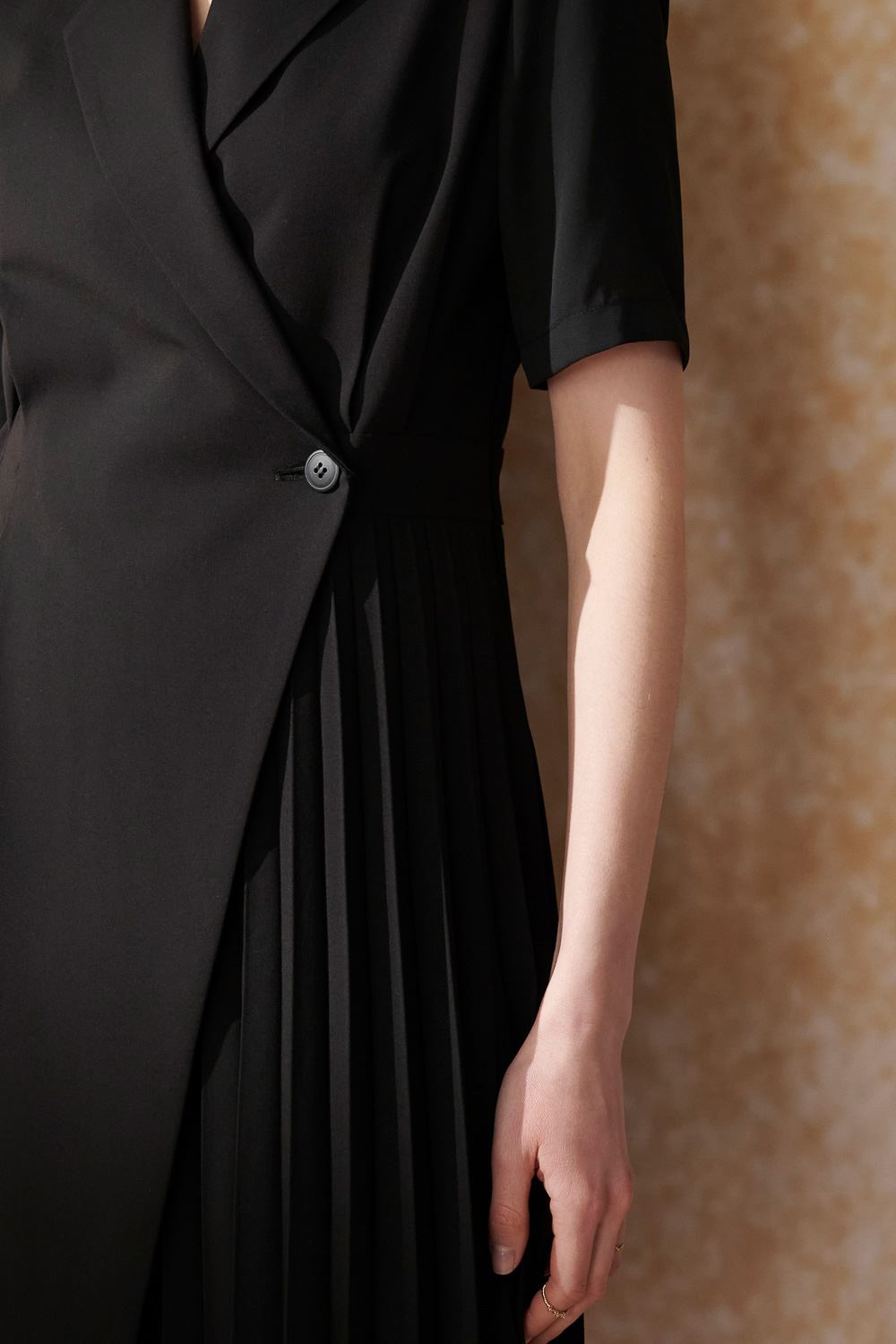 SST&C Black Lapel Pleated Dress | 8562404004  (Outlet)_6