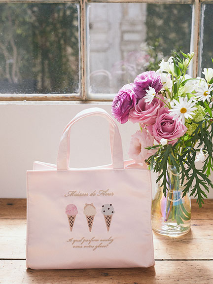 【WEB限定】粉嫩冰淇淋刺繡方形托特包(8S42F0J0800) - Maison de FLEUR