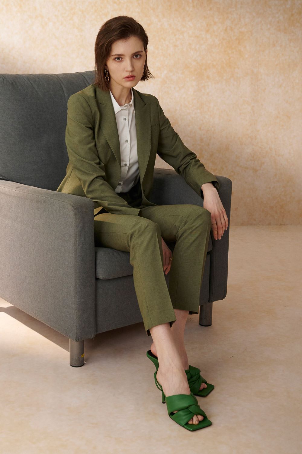 SST&C Olive Green Fitted Suit Trousers | 7262405002_0