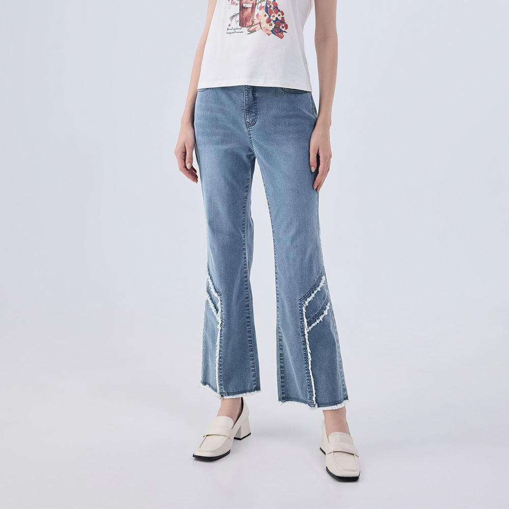 ILEY伊蕾 時髦褲管抽鬚牛仔褲(藍色；M-XL)1242318639_1