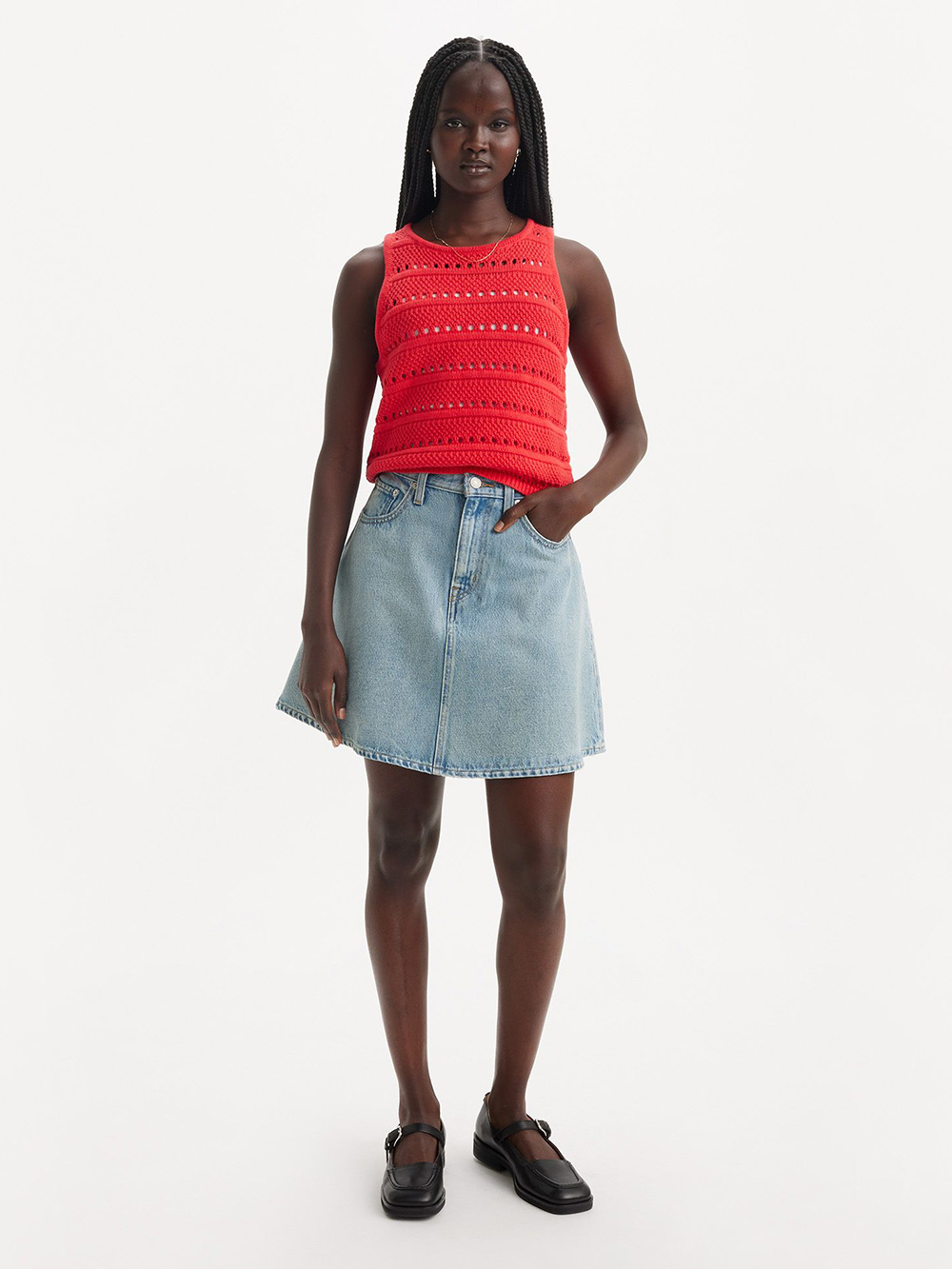 Levi’s® 女款 膝上丹寧牛仔短裙 熱賣單品