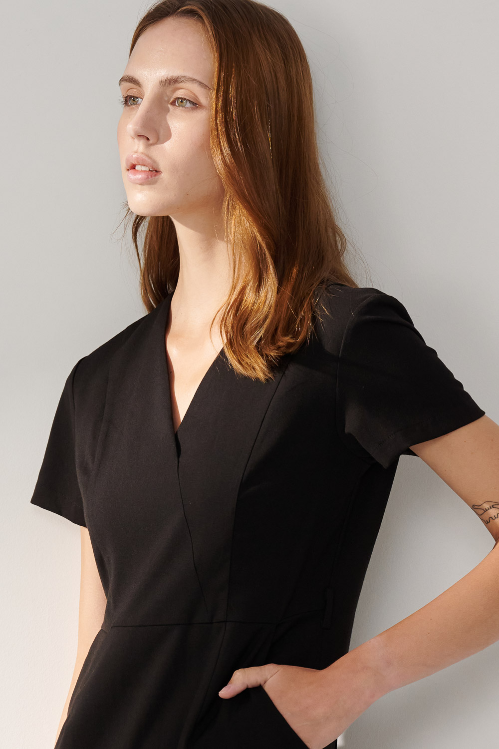 SST&C Black V-Neck Short-Sleeved Dress | 8562405002_1