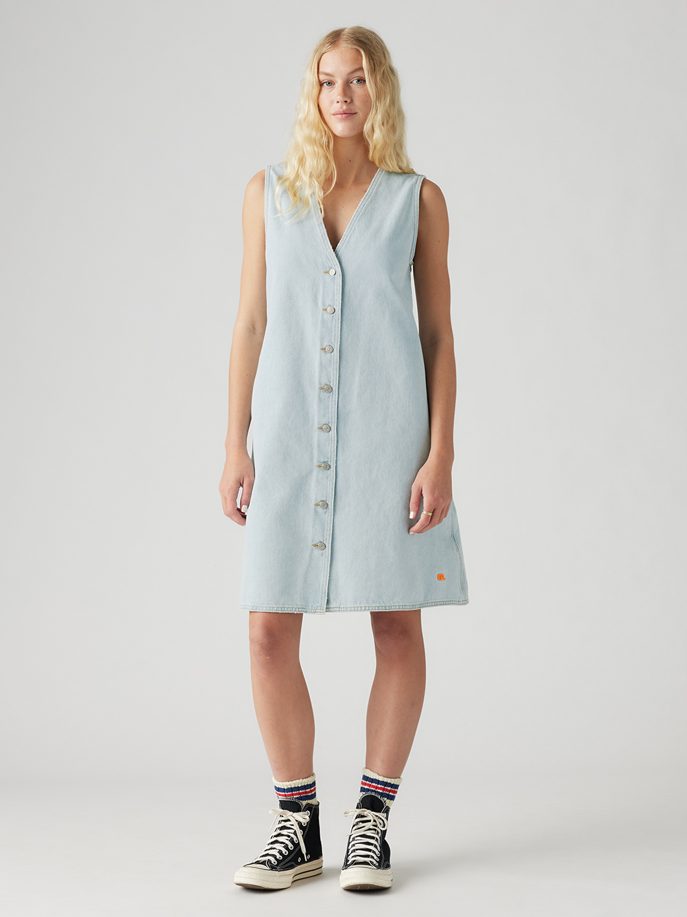 Levi’s® x ERL 淺色丹寧背心式牛仔洋裝 人氣新品