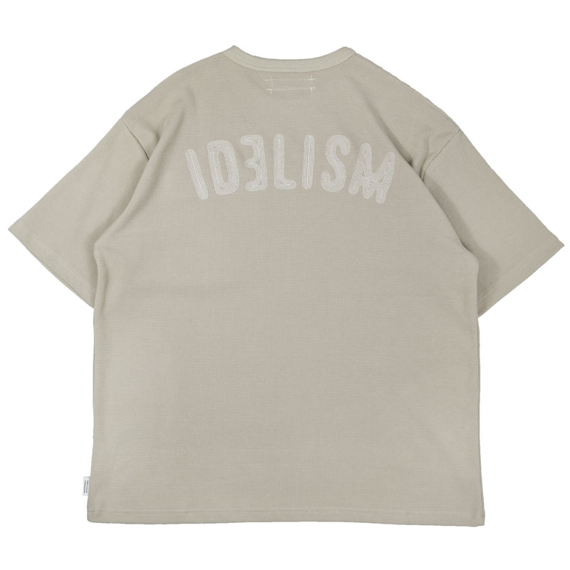 IDEALISM ID24020-SN EMBROIDERY PKT 連繡 短T (沙色)_0