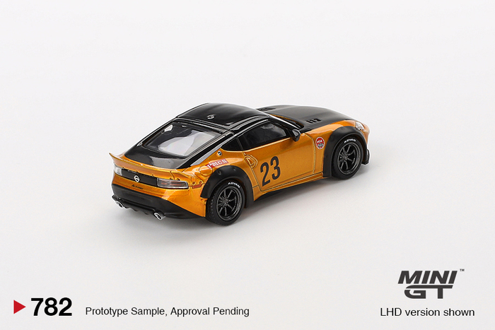 MINIGT 1/64 日產 自由步行 Nissan Z LB★NATION WORKS  LB 金色_1
