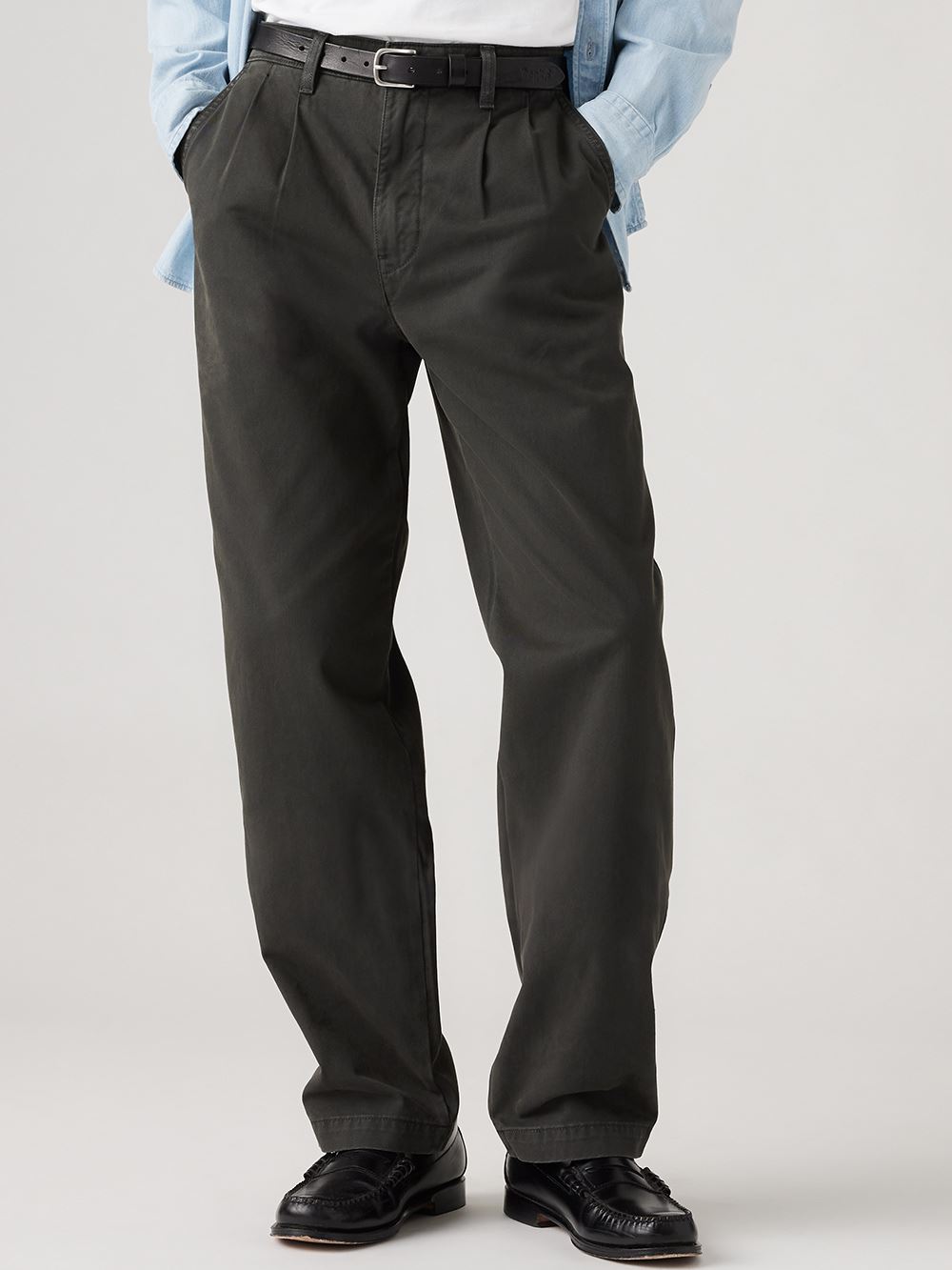 男款 XX CHINO LOOSE打褶黑色卡其褲 熱賣單品