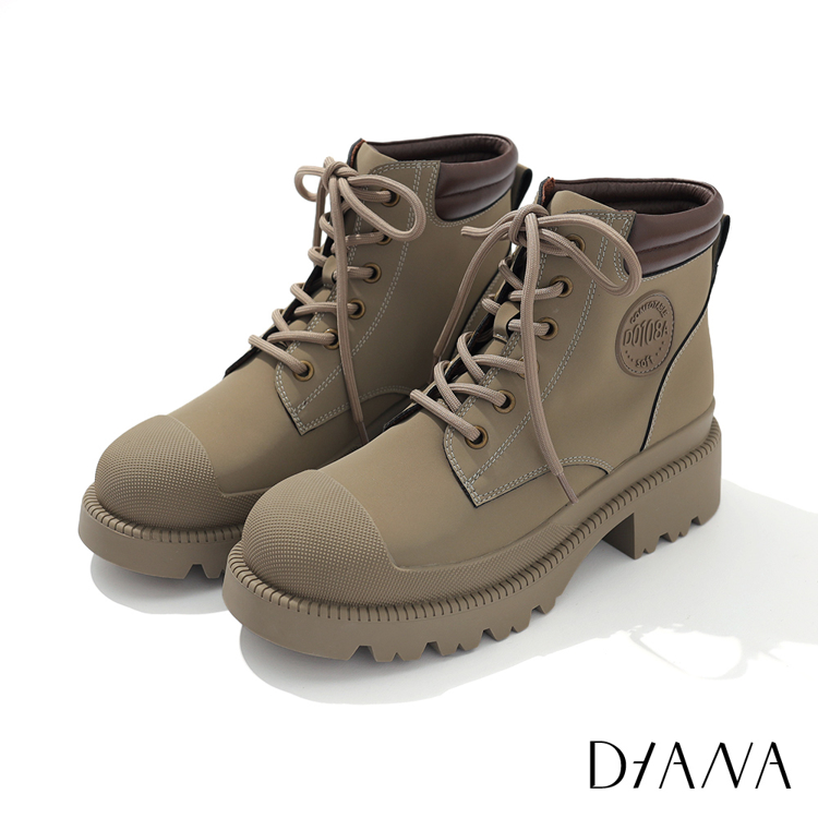 DIANA 4 cm磨砂牛皮雙色拼接率性綁帶厚底低跟低跟短靴 磨砂灰 #53909