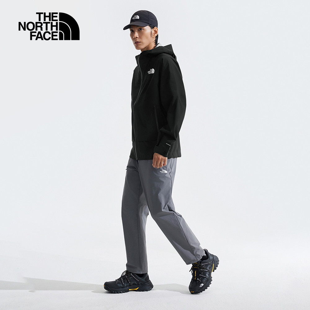 The North Face北面男款黑色防水透氣防潑水可調節可打包連帽衝鋒衣｜8AMZJK3_9