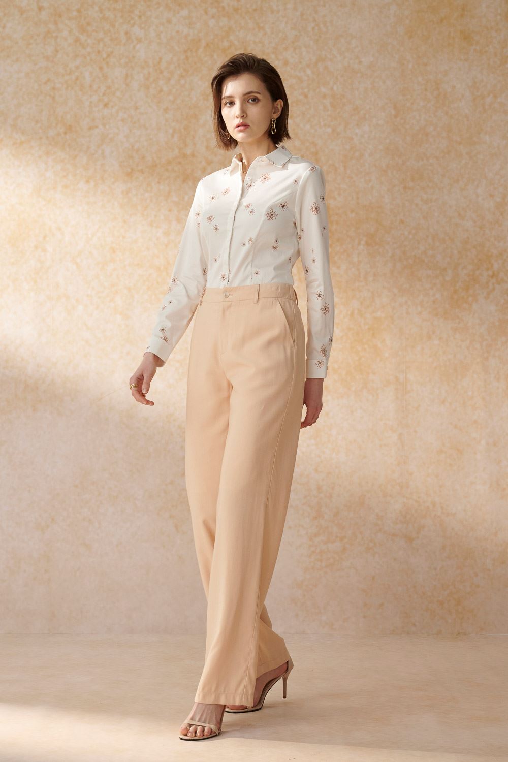 SST&C Soft Peach and Dandelion Print Slim Fit Shirt | 7562404008  (Outlet)_3