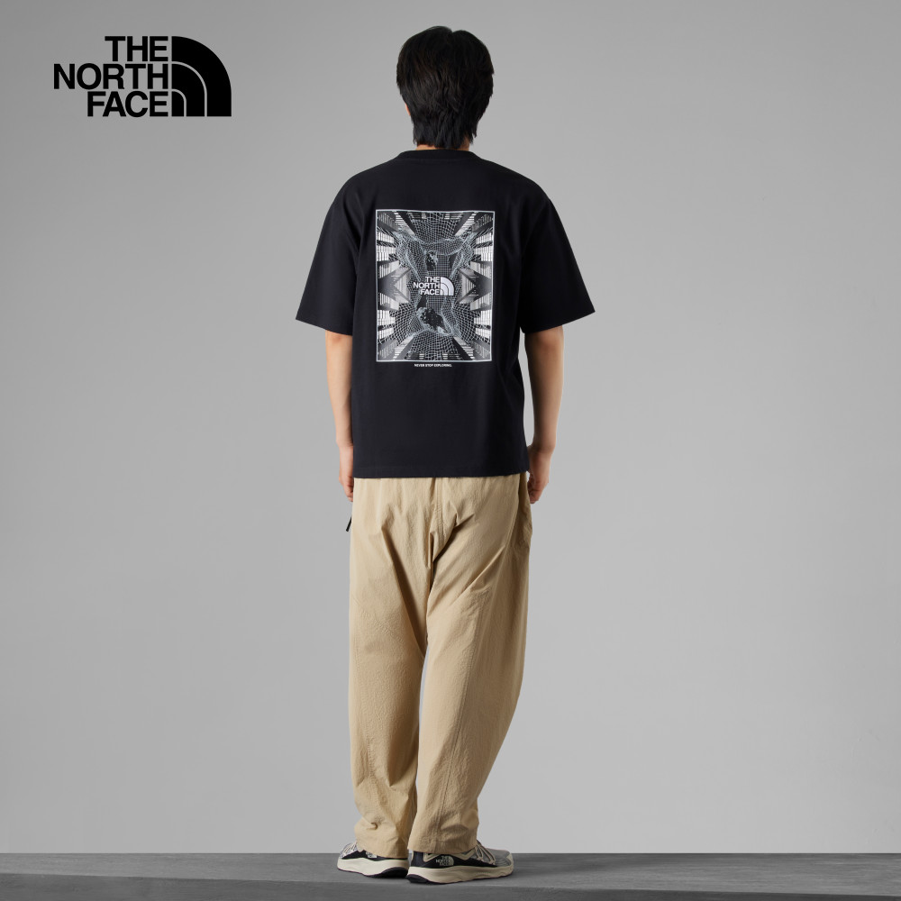The North Face北面UE男款黑色純棉舒適大尺寸城市印花短袖T恤｜8A8DJK3_0