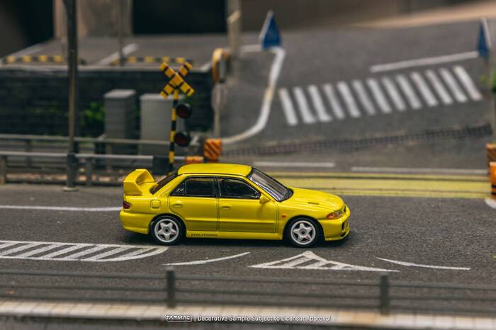 (預購)TARMAC WORKS 1/64 三菱 Mitsubishi Lancer GSR Evolution III EVO三代 耀眼黃 車模雙卡組 T64G-050-YL_4