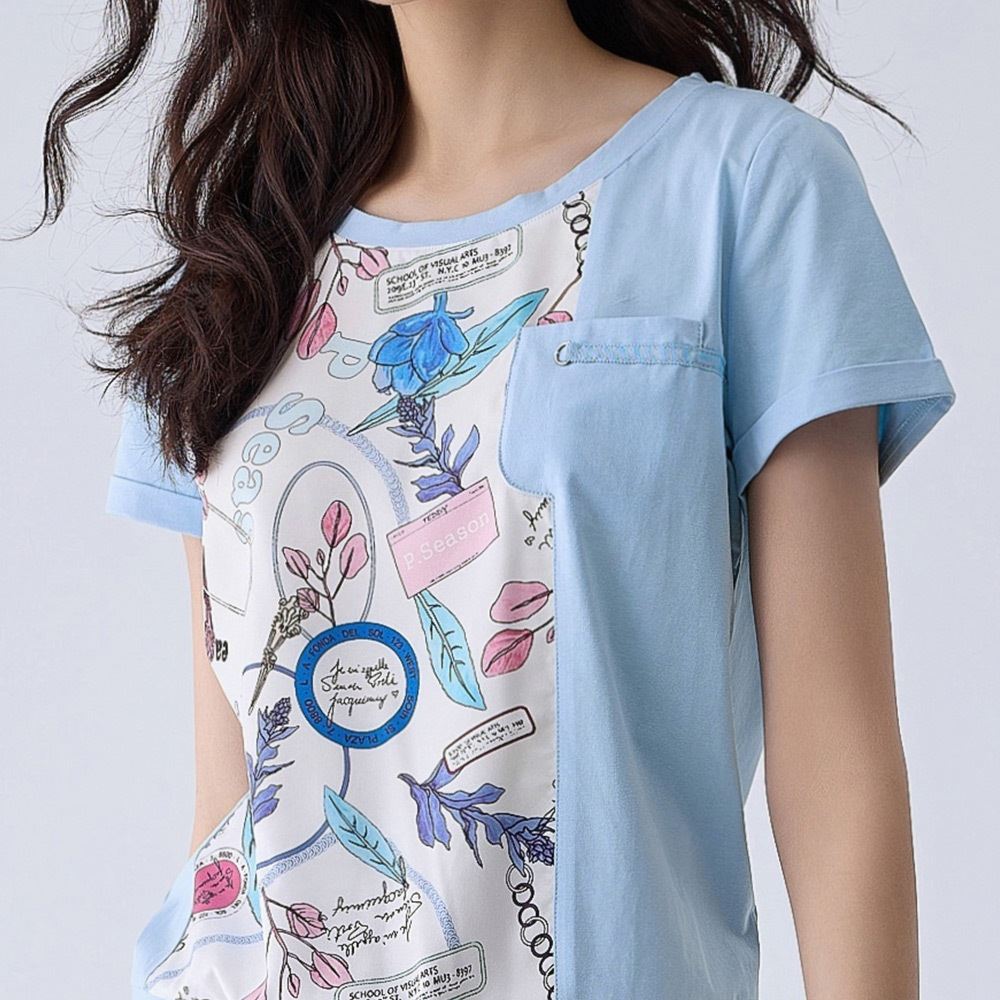 ILEY伊蕾 拼接印花棉質短袖上衣(淺藍色；M-XL)_2